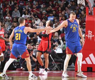 单点爆发更 单点爆发更