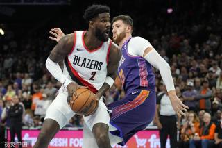 场起到了稳 场起到了稳