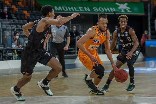 力求缩短与 力求缩短与